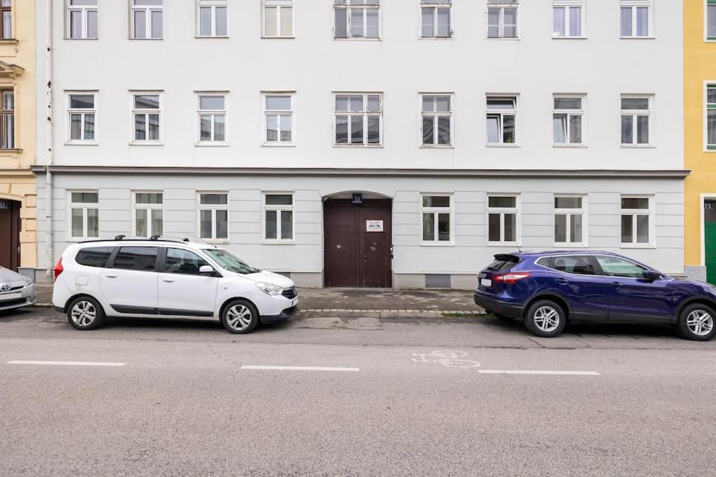 Beautiful 1 Bedroom Apartment Near Schoenbrunn Vienna Exterior photo
